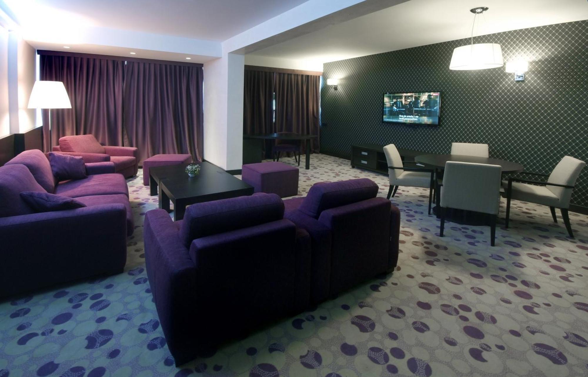 Hotel Park Doboj Esterno foto
