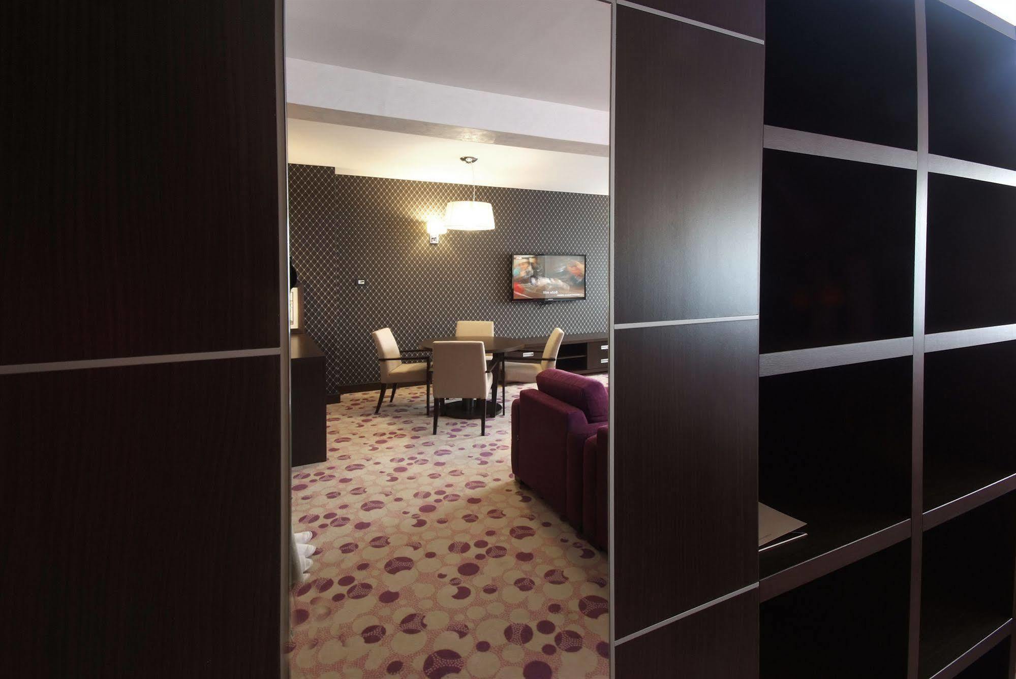 Hotel Park Doboj Esterno foto