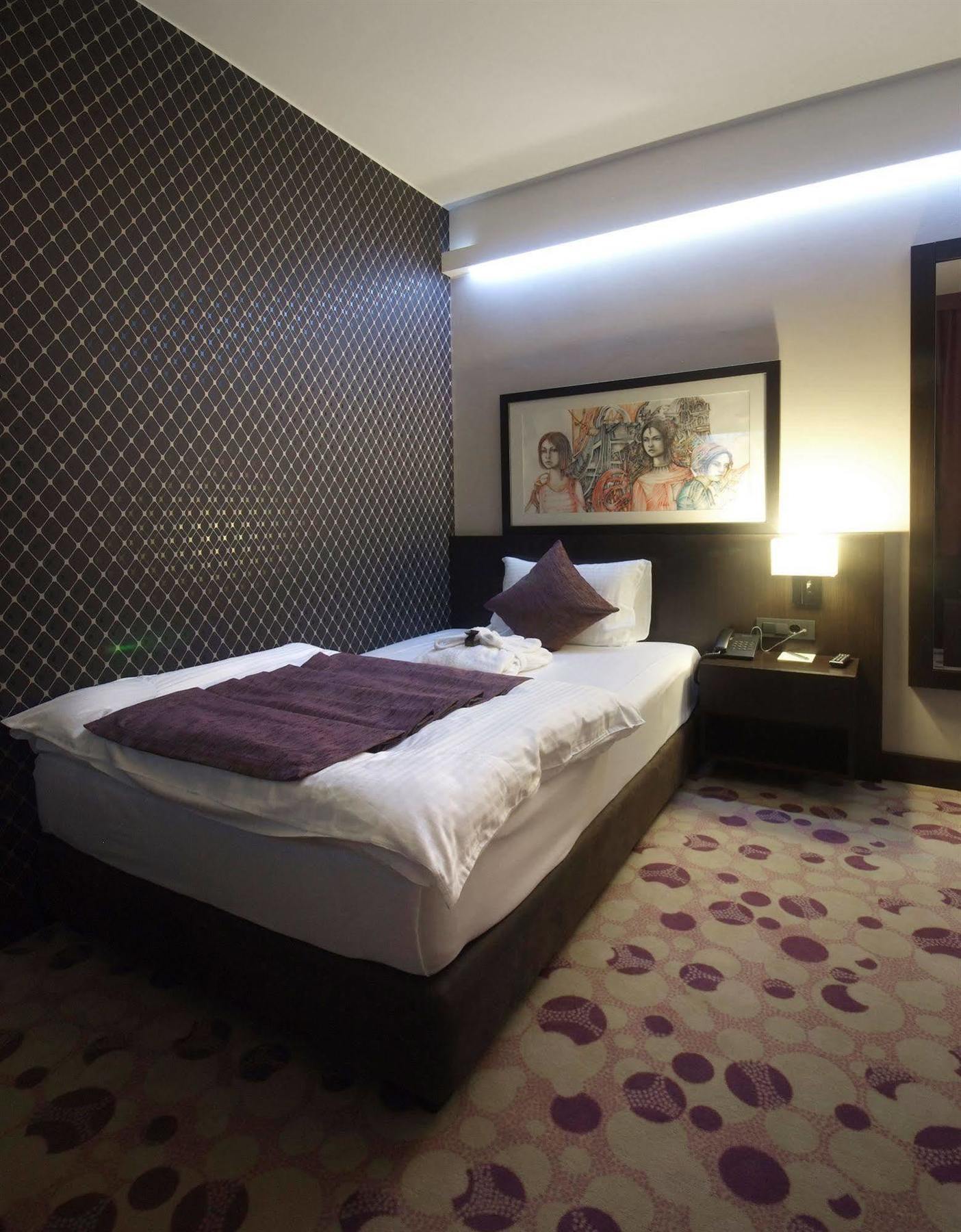 Hotel Park Doboj Esterno foto