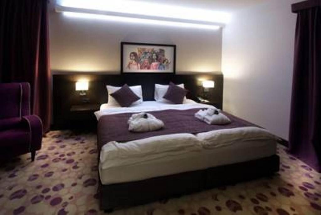 Hotel Park Doboj Esterno foto